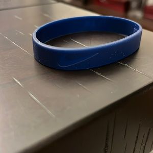 Nike Baller ID band wristband new out of package adult size navy blue = Team